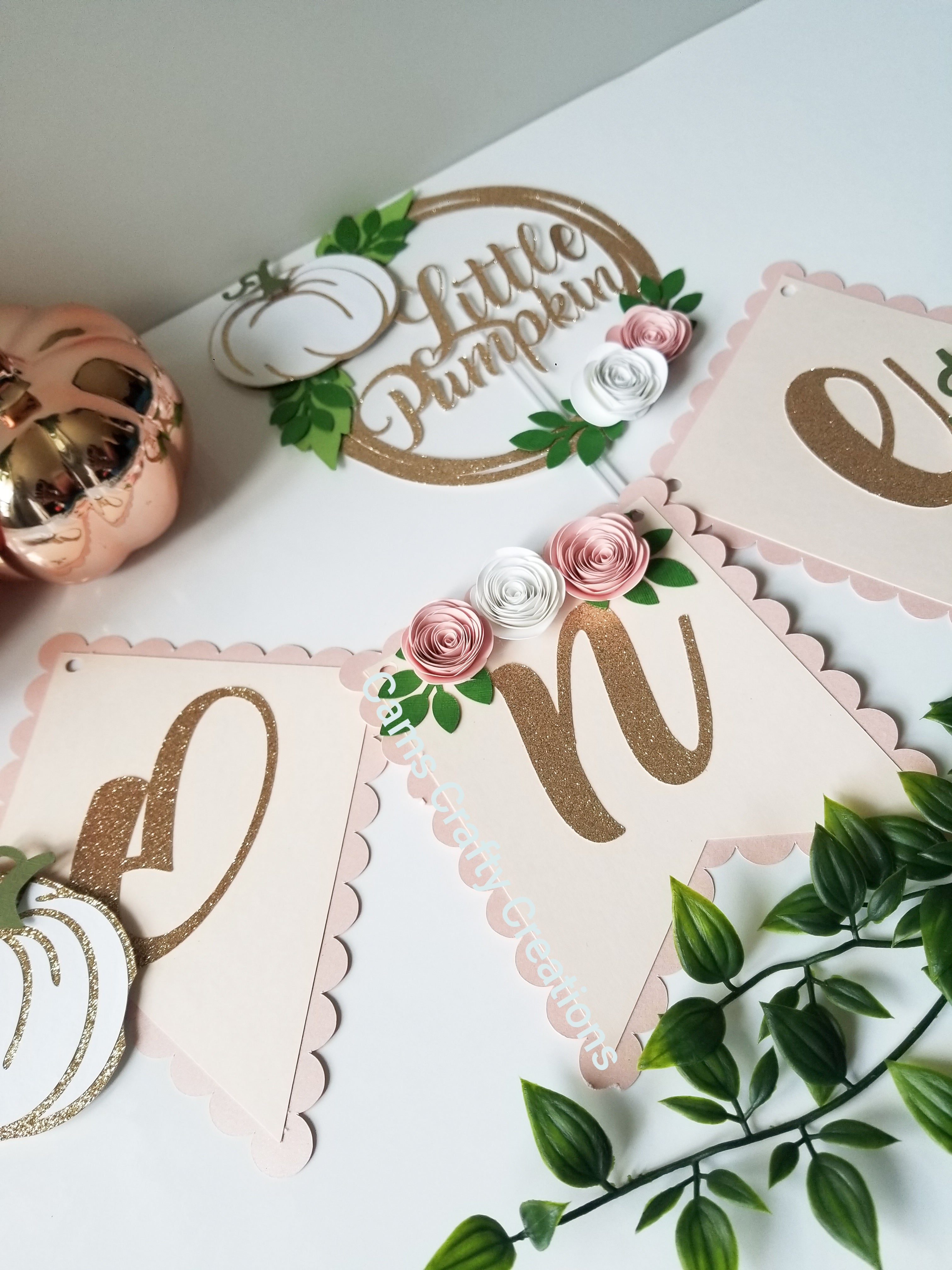 Little pumpkin cake topper and banner