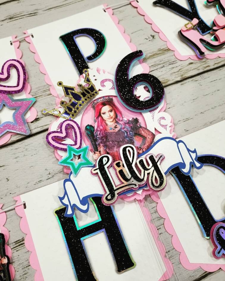 Cake topper with Happy birthday banner, descendants 3 banner, Audrey, Uma, Mal, Evie, Carlos, Jay, customizable