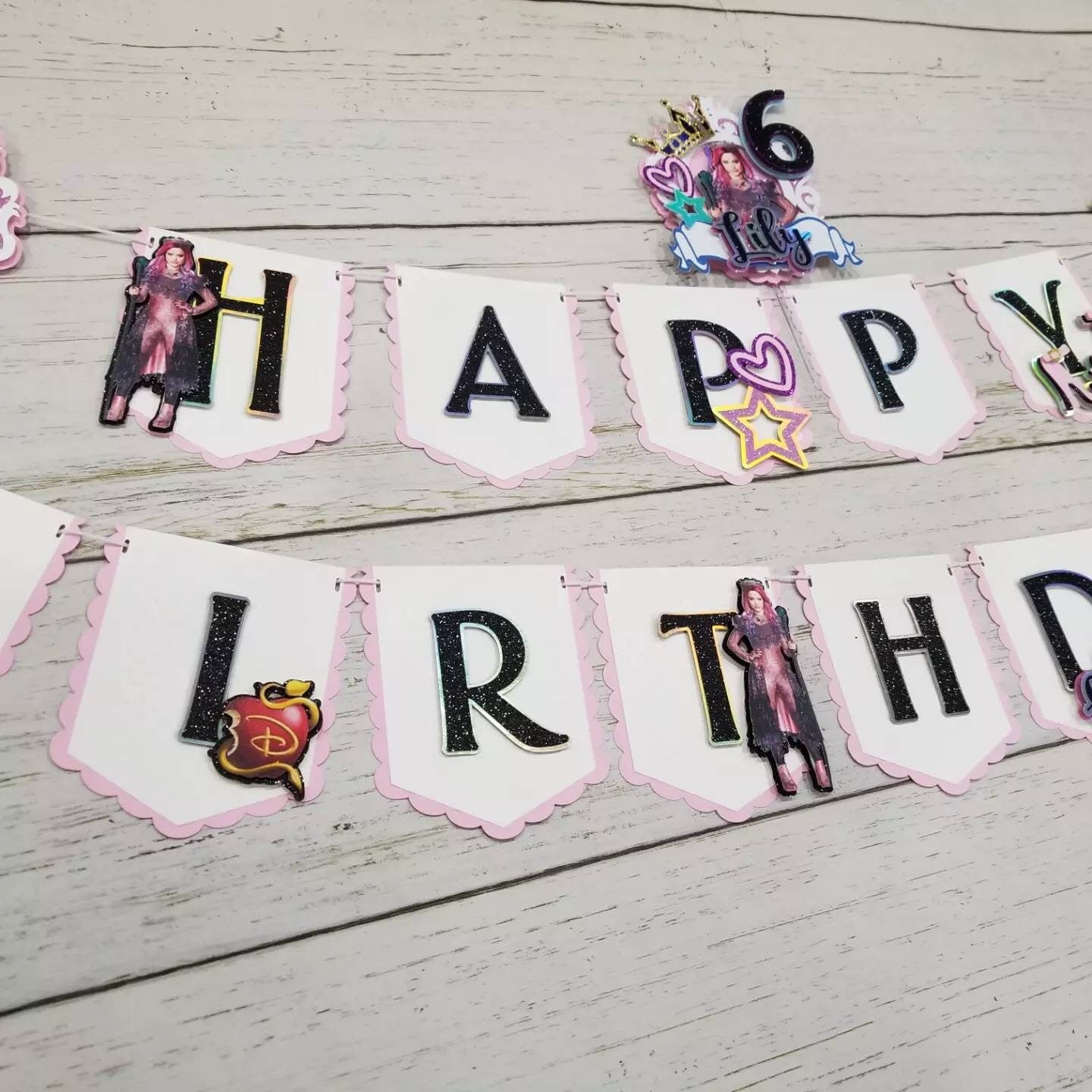 Cake topper with Happy birthday banner, descendants 3 banner, Audrey, Uma, Mal, Evie, Carlos, Jay, customizable